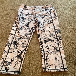 Basic 3/4 length leggings